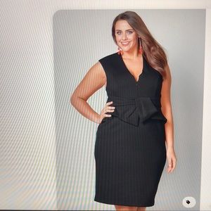 Venus Bow Detail Bodycon Dress Size 24 -nice gold zipper on entire back of dress